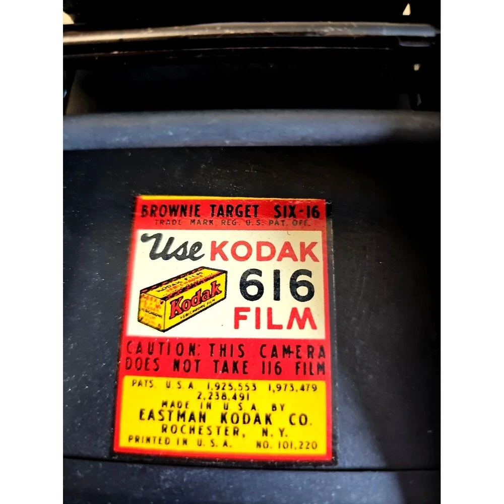 Vintage Kodak Brownie Target Six-16 Art Deco Box Camera 616 Film 1946-1951